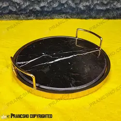 سینی گرد سنگی با لبه فلزی طلایی سنگ مشکی خط سفید