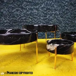 ست پذیرایی استوانه‌ای سنگی با پایه میخی طلایی سنگ مشکی خط سفید