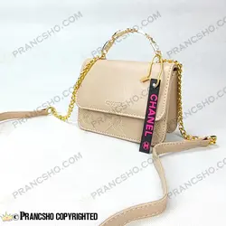 کیف پاسپورتی شنل (CHANEL) دسته فلزی طرح کوکو کرم پنککی