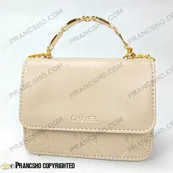 کیف پاسپورتی شنل (CHANEL) دسته فلزی طرح کوکو کرم پنککی