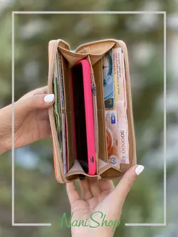 کیف پول زیپ دار طرح ویترین