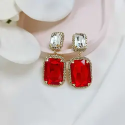 گوشواره کریستالی قرمز سفید