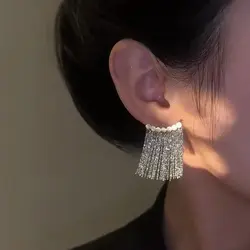 گوشواره آبشاری رنگ نقره ای