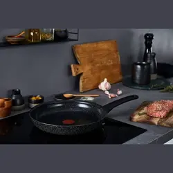 ماهیتابه تفال فرانسه 28 سانتی متری C41804