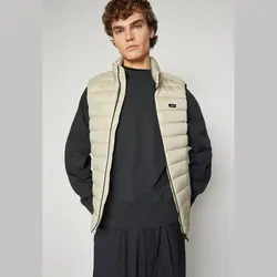 جلیقه لوگوی جانبی – جلیقه رنگ اکالیپتوس – کلوین کلاین امریکا