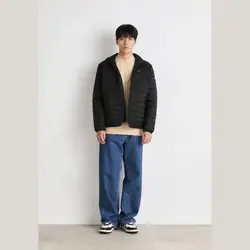 یقه ساختگی نهادی – سویشرت رنگ ماسه گرم – کلوین کلاین امریکا