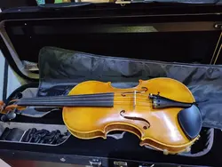 ویولن کارل هافنر H-115