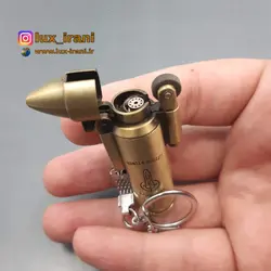 فندک اتمی فشنگ، جاسویچی