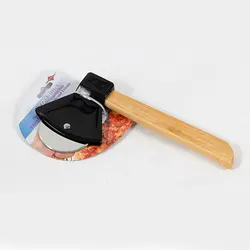 پیتزا بر دسته چوبی مدل تبر