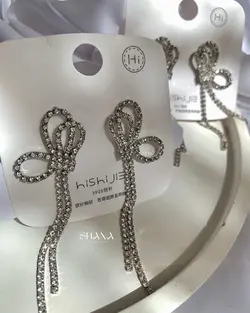 گوشواره پاپیونی دخترانه بدل