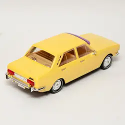 ماکت ماشین بازی پیکان قدیمی