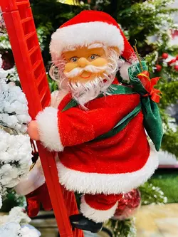 بابانوئل موزیکال رو نردبان