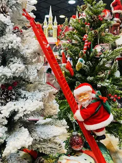 بابانوئل موزیکال رو نردبان