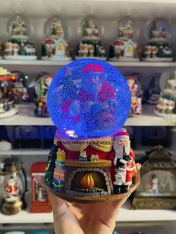 گوی موزیکال بابانوئل و آدم برفی کریسمس، مدل شومینه