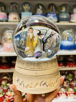 گوی موزیکال عاشقانه ، دیدار کنار درخت A