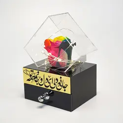 باکس گل رز جاودان مدل هرمی کشودار