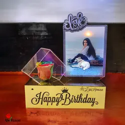 باکس گل رز جاودان مدل مرکب طلایی