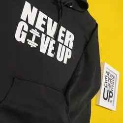 هودی Nevergiveup