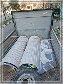 ستون گرد قطر 60 کرم روشن قاشقی دار