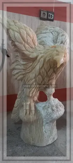 مجسمه عقاب مرمر