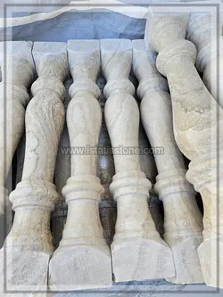 نرده صراحی سنگی تراش گردسر و ته مربع کرم روشن 70 سانتی