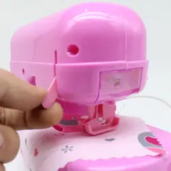 چرخ خیاطی اسباب بازی  مدل ۲۰۳۰ - درین تویز