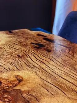 میز چوب بلوط و رزین آبی طرح زونا کدHM4-22