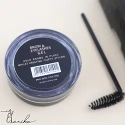 صابون و ژل ابرو گراویتا