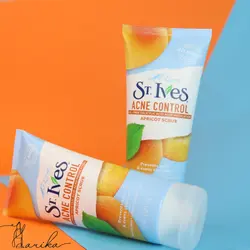 اسکراب زردآلو سنت ایوز