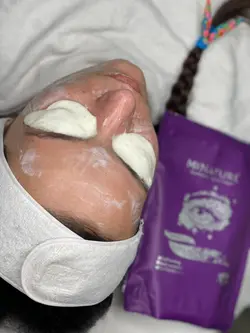 ماسک لاتکسی کلاژن چشم برند میناتور