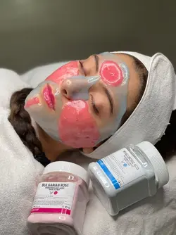 ماسک هیدروژلی گل رز برند میناتور 300گرم