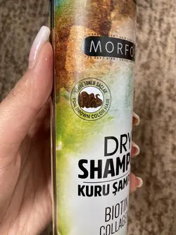 شامپو خشک مورفورس حاوی بیوتین و کلاژن مناسب موهای قهوه ای