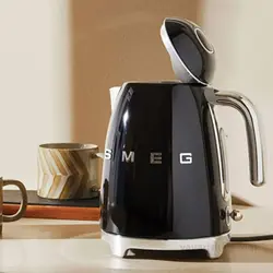 کتری ساده اسمگ رنگ مشکی مدل KLF03