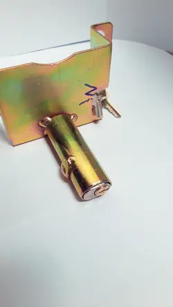 قفل سوییچی کاپوت وانت مزدا – کارا