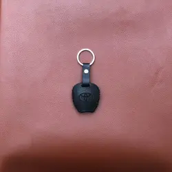 جاسوئیچی چرمی تویوتا راوفور و یاریس