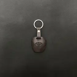 جاسوئیچی چرمی تویوتا لندکروزر و پرادو