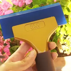 کاردک شیشه دودی خودرو برند 3M کد 1853