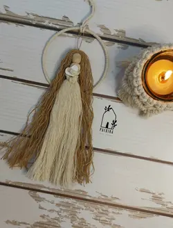 آویز دختر مکرومه