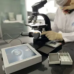 جعبه جای لام ۱۰۰ خانه با درب لولایی قفل‌دار پل ایده‌آل پارس .P.I.P