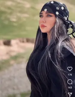 اسکارف بابونه قواره دار درجه یک مینی اسکارف بابونه دستمال سر گیپوری اسکارف بابونه اسکارف گیپوری مینی اسکارف گیپوری بابونه