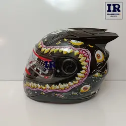 کلاه کاسکت گوش دار فک ثابت malushed مشکی طرح‌ دار