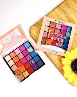 پالت سایه رنگین کمانی آنی لیدی