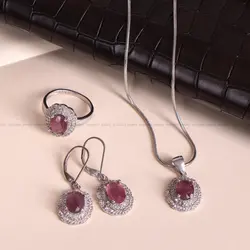 نیم ست یاقوت سرخ زنانه کد 1563 - جواهری مشاهیر