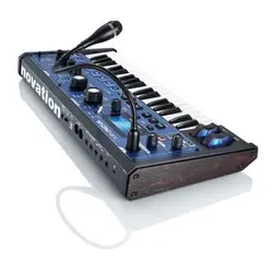 سینتی سایزر Novation MiniNova