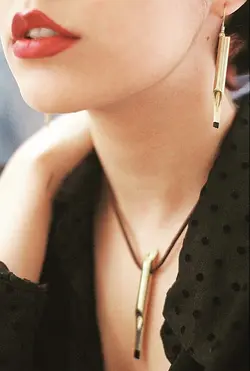 گوشواره تک لاک و لیقه