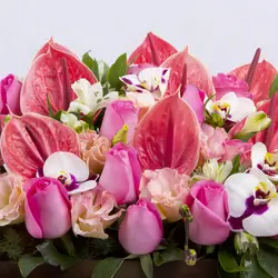 باکس چوبی گل رز و آنتوریوم کد 2770