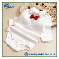 بادی سفید و شلوار قرمز پسرانه  نوزادی کد 948