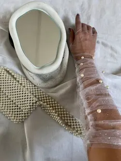 دستکش پلیسه اکلیلی مرواریدی