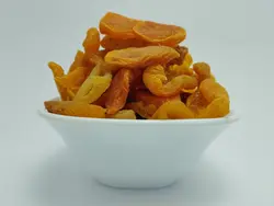 برگ زردآلو  1000 گرم