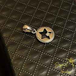 آویز نقره ظریف دایره دور گوارسه با طرح ستاره و تک تخمه